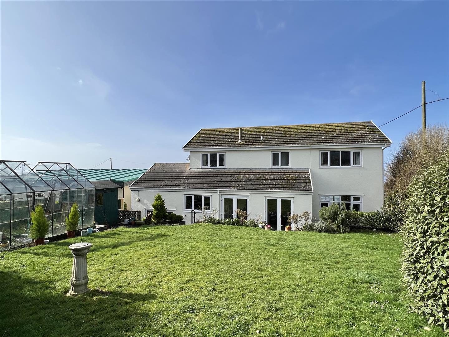 Main Road, Ogmore-by-sea, Bridgend County Borough, CF32 0PW